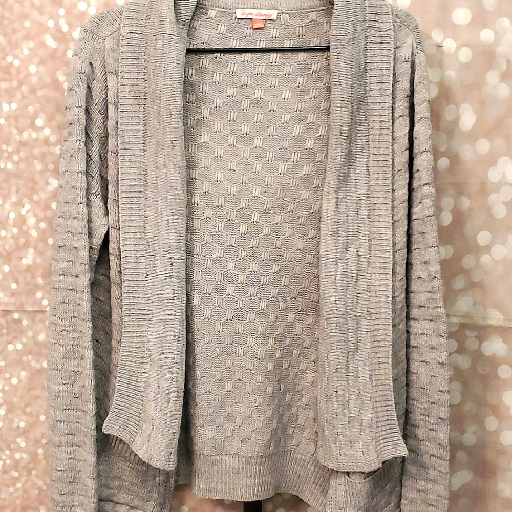 Cardigan - Picture 2 of 7